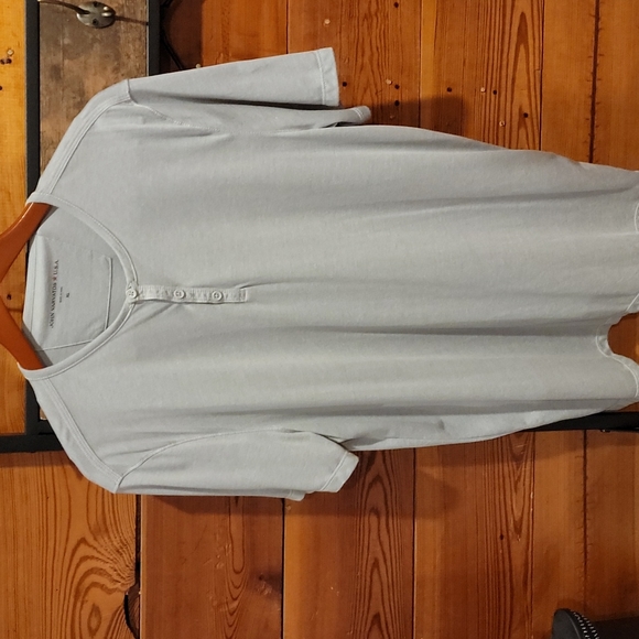 John Varvatos Star USA XL Men's Super Soft Short Sleeve Henley Shirt Grey - Picture 3 of 15